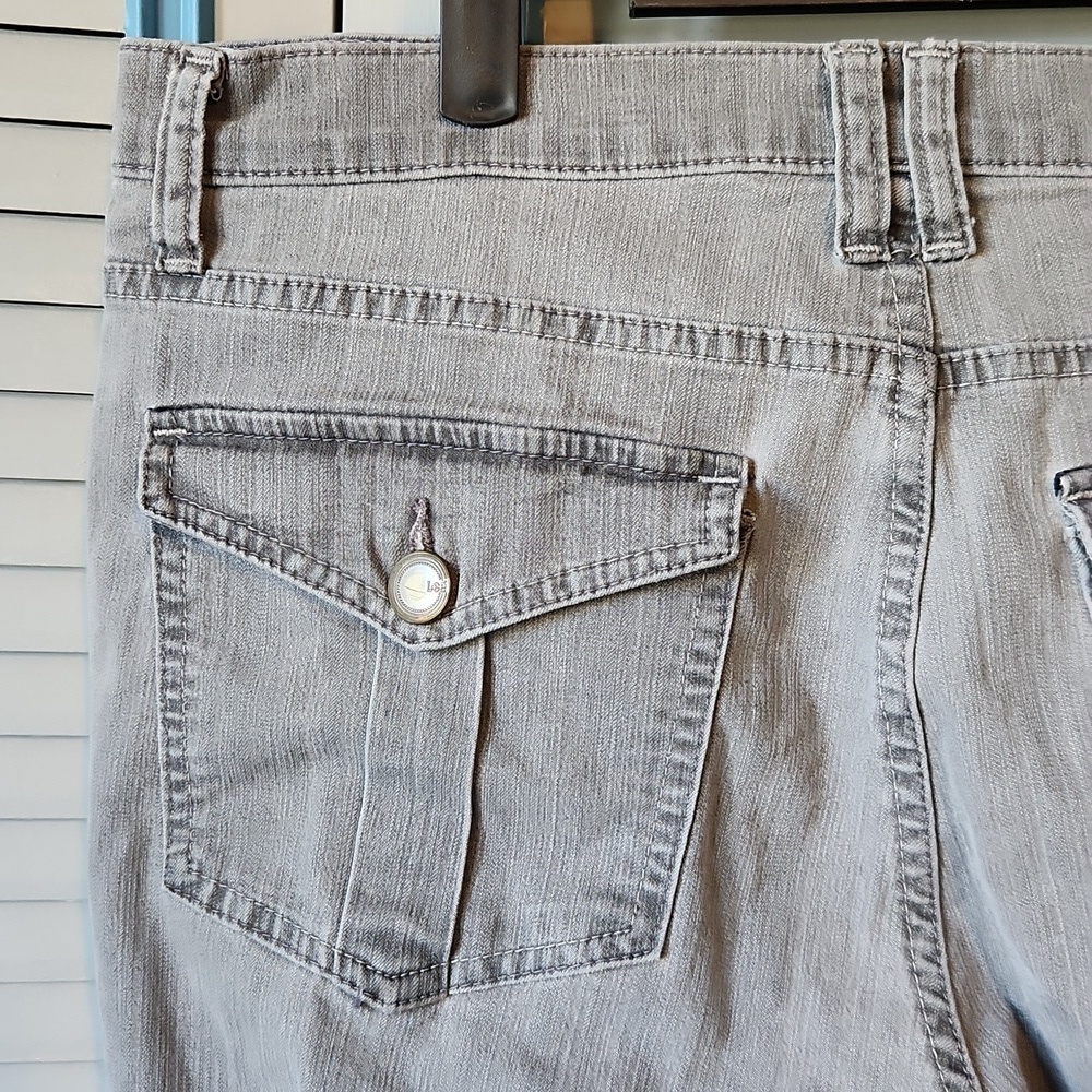 Lee Light Grey Classic Fit Jeans - Picture 8 of 13